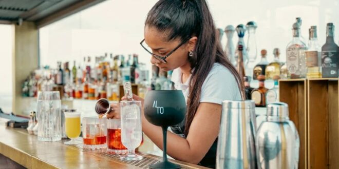 Tutela del Lavoro di Barista, Barman e Bartender in Italia: Aspetti Legali, Sindacali e Retribuzioni Giuste