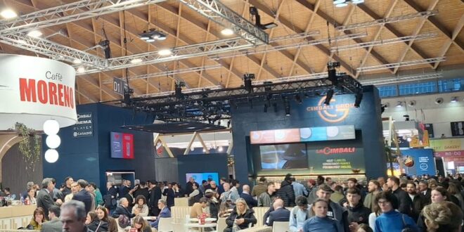 Fiera Sigep 2025 a Rimini: L'ispezione della Federazione Baristi Italiani per il Progetto Qualità Italiana